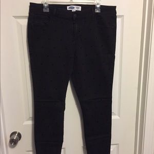 Black Old Navy Rockstar jeans